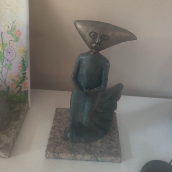 SERGIO BUSTAMANTE "MOON WITH DRESS" BRONZE SCULPTURE - Picture 1 of 5